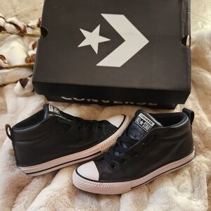 Black Converse Shoes 2.5